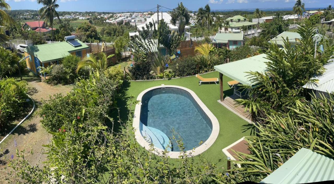 Villa Au Coeur Du Papillon Piscine Collective En Famille Goyave Exterior foto