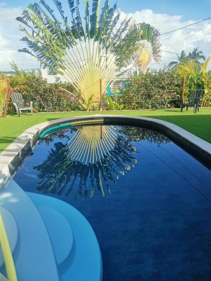 Villa Au Coeur Du Papillon Piscine Collective En Famille Goyave Exterior foto